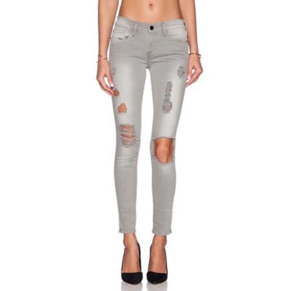 Frame Denim Denim - FRAME Denim Le Skinny De Jeanne Grey Distressed Jeans in Harding, Size 26
